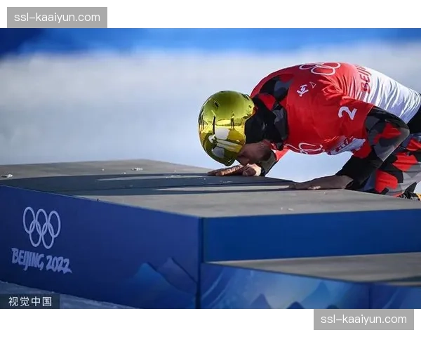 单板滑雪平行大回转卫冕 奥地利卡尔战术稳定性分析