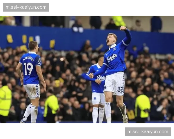 埃弗顿控球率低下但反击效率惊人，勒温贝托锋线组合威胁显著